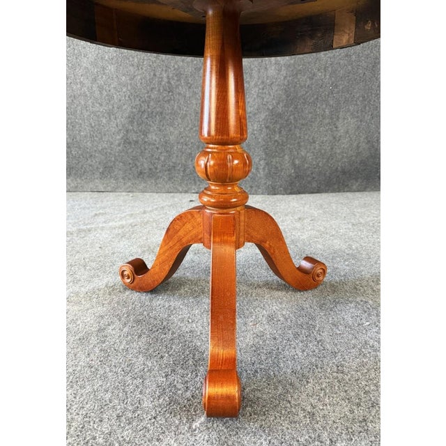 Late 20th Century Hammary American Heritage Round Lamp Table For Sale - Image 4 of 9