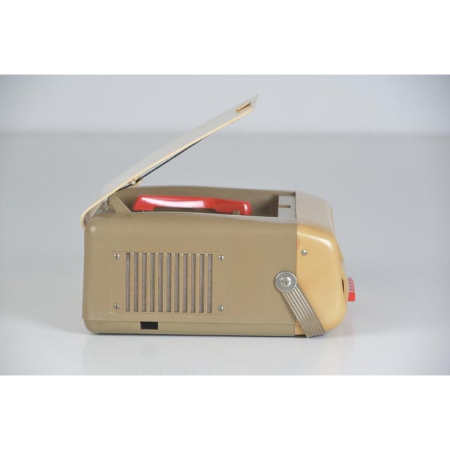 Braun Radio Phono Combination by Wilhelm Wagenfeld for Braun, 1955 For Sale - Image 12 of 18