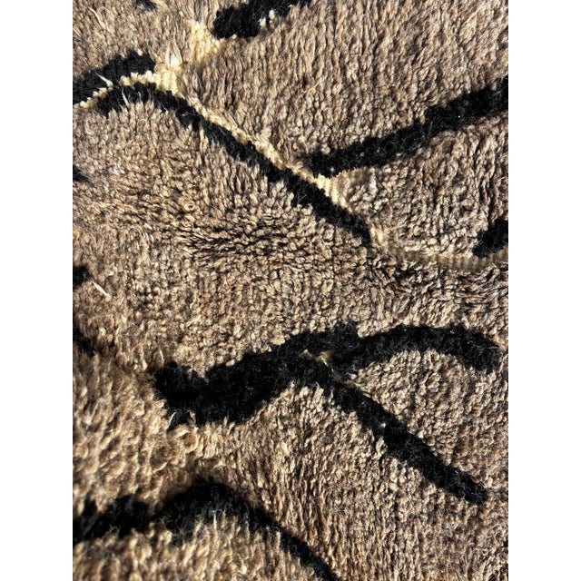 Beni Ourain Rug in Wool Rug, 1990 For Sale - Image 15 of 17