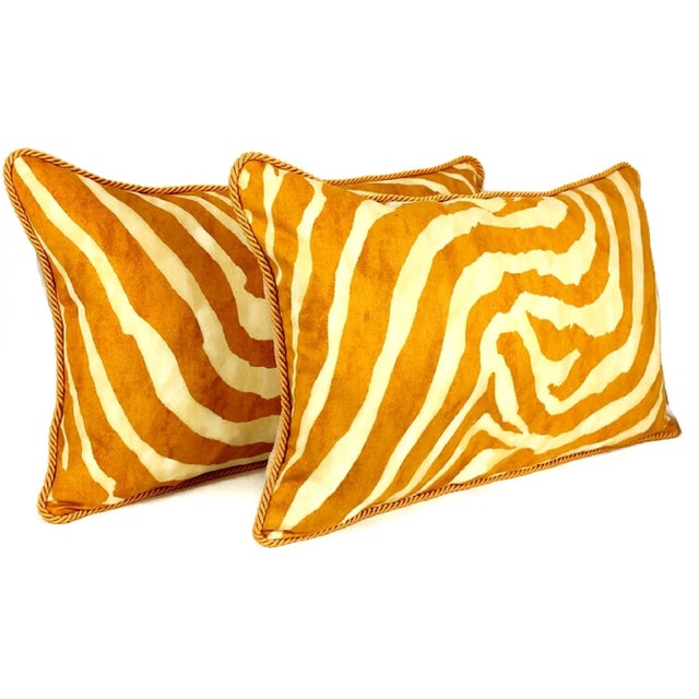 Kravet Kravet Tiger Stripe Vintage Lumbar Pillow Cover With Piping For Sale - Image 4 of 13
