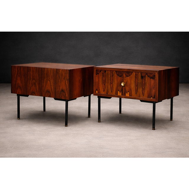 Geraldo de Barros for Unilabor Pair of Brazilian Rosewood Nightstands, Brazil 1950s - Lot 904 For Sale - Image 11 of 17