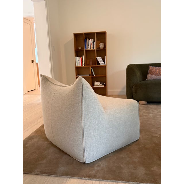 Mid-Century Modern Pair of Mario Bellini Le Bambole Armless Lounge Chairs for B&b Italia For Sale - Image 3 of 7