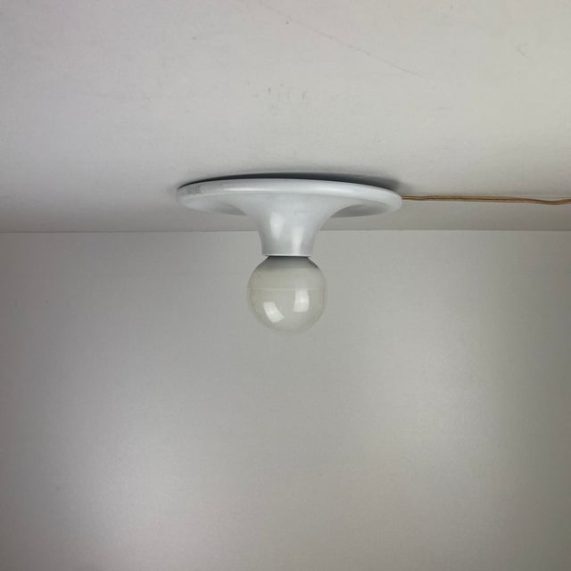 White Space Age Ceiling or Wall Lamp from Targetti, 1970s For Sale - Image 8 of 17