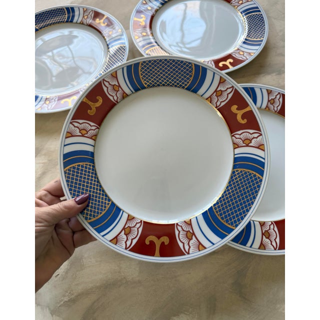 Fitz and Floyd Vintage Fitz and Floyd 1975 Mishiki Plates 10 3/8 Inch Blue Oxblood Red Gold Vintage Japan - Set of 4 For Sale - Image 4 of 12