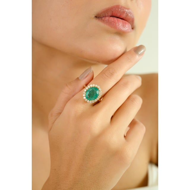 Metal 14k Gold Oval Cut Big Emerald Halo Diamond Ring Size 6 For Sale - Image 7 of 12