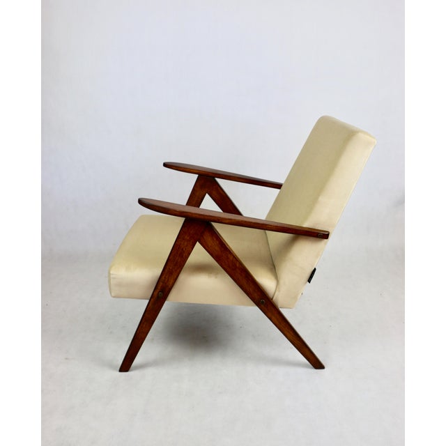 Beige Model B-310 Armchair in Beige Light Velvet, 1970s For Sale - Image 8 of 12