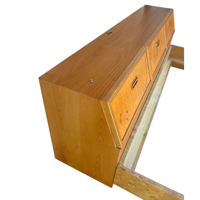 Brown Henredon Scene Two Campaign King Bed Burlwood Oak Trunk Headboard Art Deco For Sale - Image 8 of 16