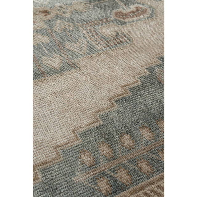 Turkish Vintage Circa 1940 Beige Turkish Oushak Hand Knotted Wool Rug 5'7 X 10'2 For Sale - Image 3 of 12