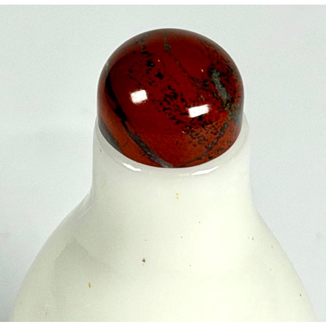 1950s Beautiful Peking Glass Overlay Snuff Bottle W/Carved Cat, Bird & Flower in Green For Sale In Sacramento - Image 6 of 6