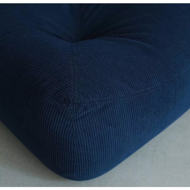 Kali blue chair. This armchair was designed by Michel Ducaroy, for Ligne Roset in the 80s. This model is entirely made of...