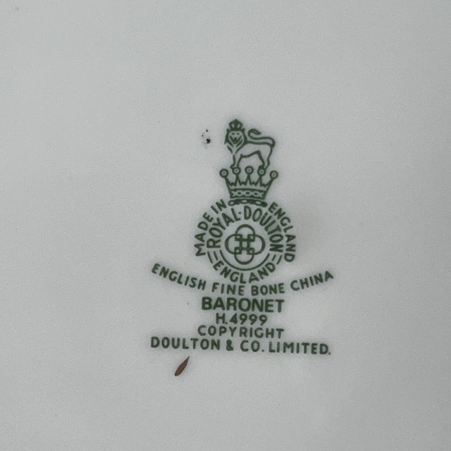 Ceramic Set of 10 Royal Doulton "Baronet" 10 5/8" dinner plates // black and white scroll design // 1968-1983 // classic fine china // replacement For Sale - Image 7 of 8