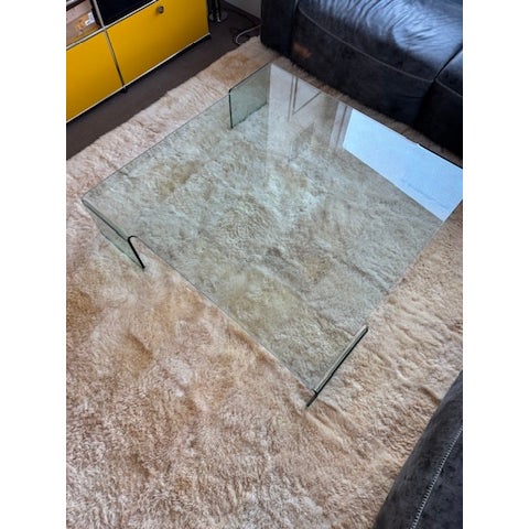 The Neutra Coffee Table by Fiam Italia is a minimalist, monolithic glass table designed by Rodolfo Dordoni. It features a...