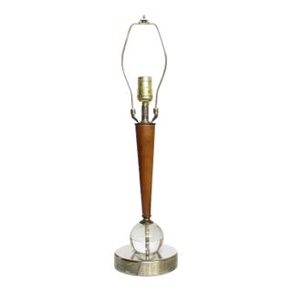 Vintage Mid-Century Modern Walnut and Brass Table Lamp With Clear Glass Orb Base Accents For Sale