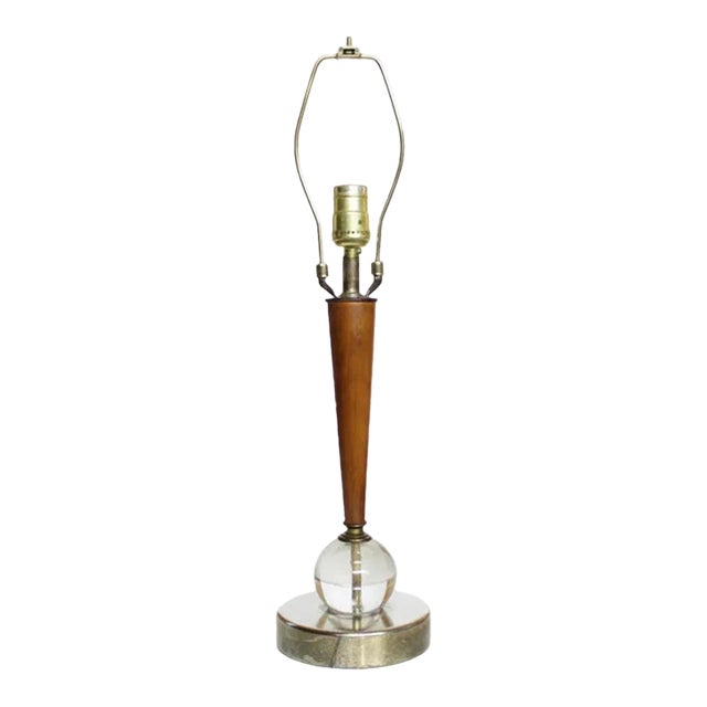 Vintage Mid-Century Modern Walnut and Brass Table Lamp With Clear Glass Orb Base Accents For Sale