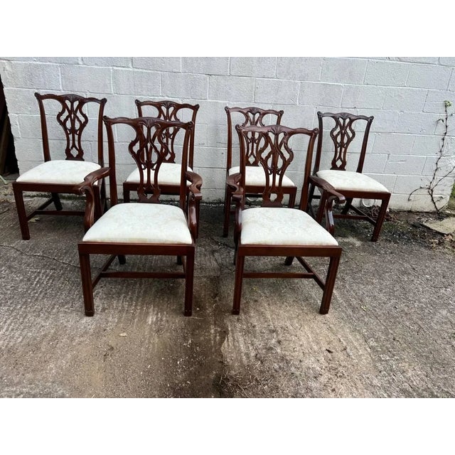 Set of 6 Chippendale Style Mahogany Carved Dining Chairs. 1950s Solid wood frame . Unmarked but well made frame Solid...