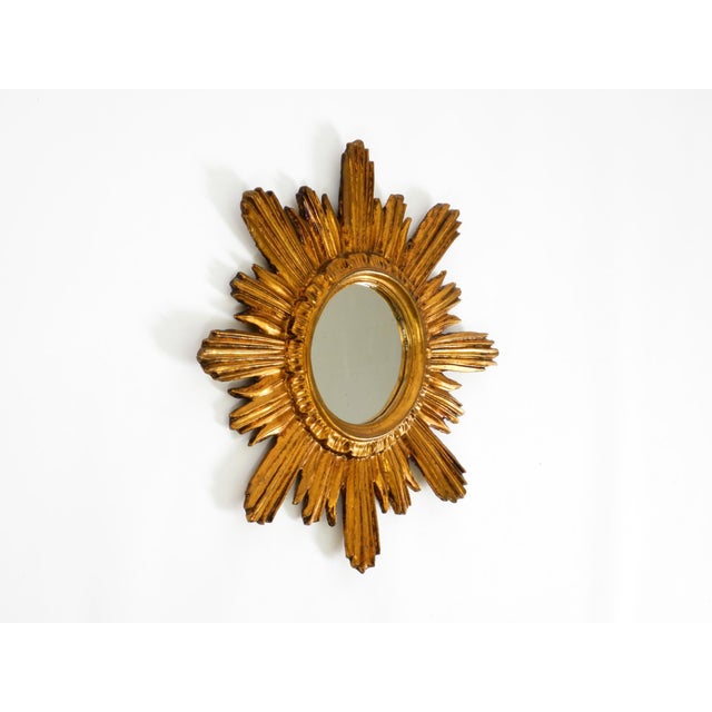 Mid-Century Modern Mid-Century Modern Italian Sunburst Wall Mirror in Wood and Resin, 1950s For Sale - Image 3 of 15