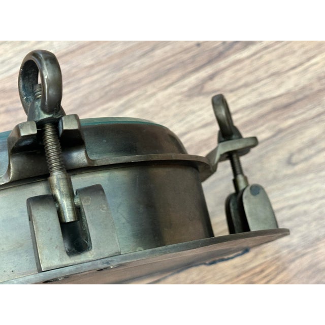 Nautical Vintage Brass Nautical Porthole Wall Clock by Emory & Douglas Co. LTD For Sale - Image 3 of 4