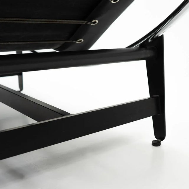 Lc4 / B306 Chaise Longue by Le Corbusier for Wohnbedarf, 1950s For Sale - Image 9 of 13