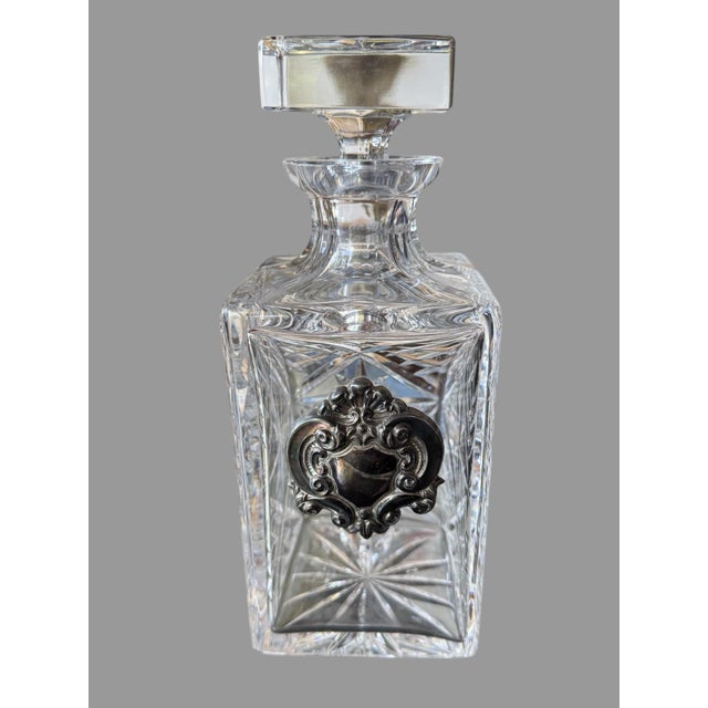 Transparent Vintage Atlantis Crystal Liquor Whiskey Pattern Glass Decanter With Silverplate Crest For Sale - Image 8 of 8