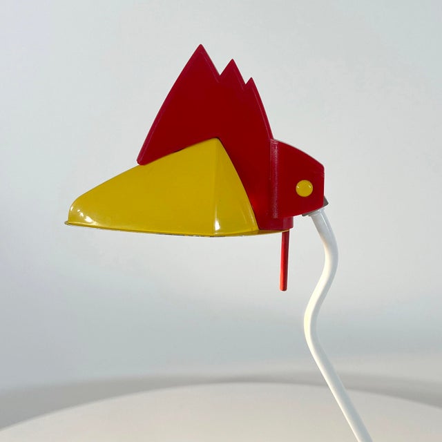 1980s Postmodern Red & Yellow Toucan Table Lamp from Brilliant Leuchten, Germany, 1980s For Sale - Image 5 of 12