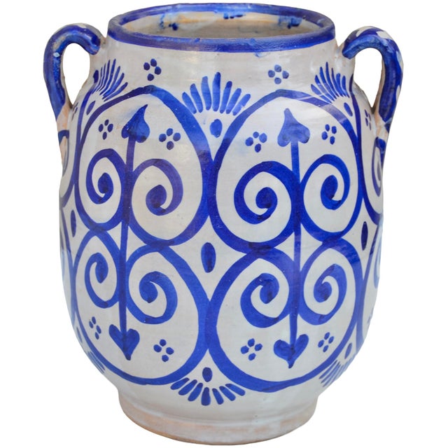 Mid 20th Century Blue Andalusian-Patterned Ceramic Vase W/ Handles For Sale - Image 4 of 9