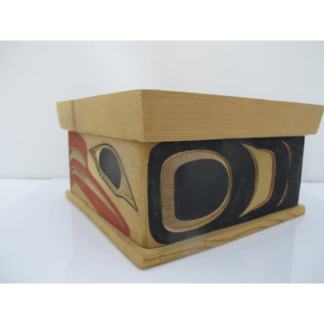 Nw Coast American Native Alaska Eagle Carved Bentwood Box With Lid For Sale - Image 4 of 11