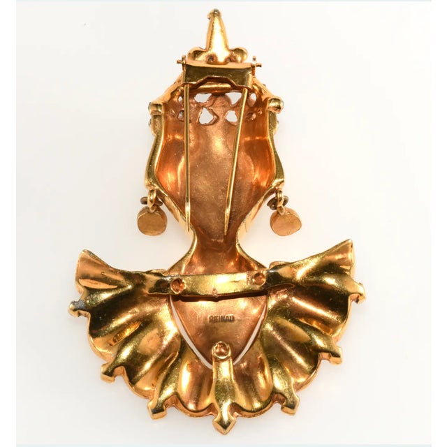 This Reinad Asian Princess fur clip brooch is much more detailed in the design and construction than many others by this...