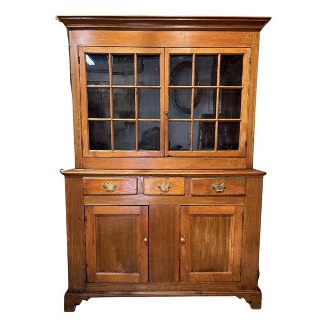 19th Century American Pennsylvania Dutch Step-Back Cupboard For Sale