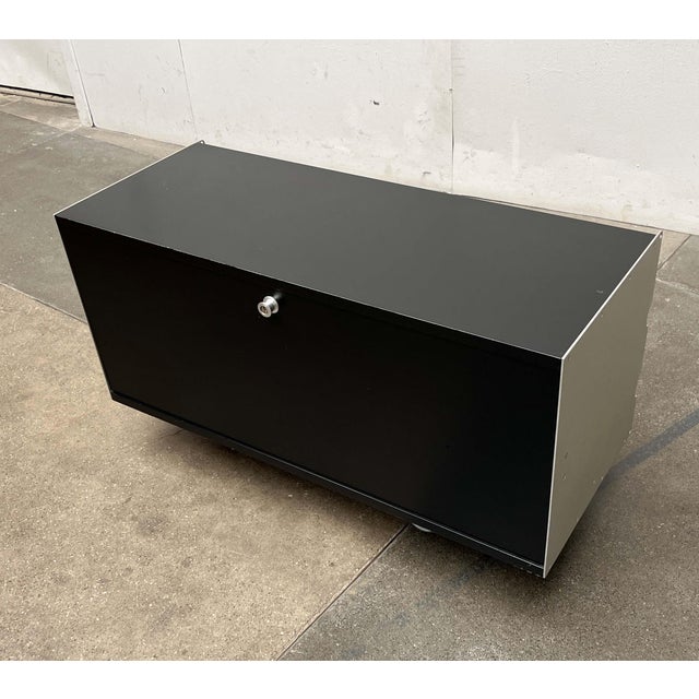 Mid-Century Modern Model 606 Wall Unit Container Cabinet by Dieter Rams for Vitsoe, 1950s For Sale - Image 13 of 18