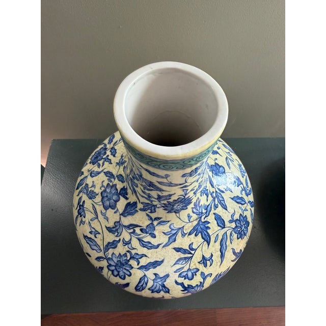 Contemporary Pair of Blue & White Floral Porcelain Vases For Sale - Image 3 of 8