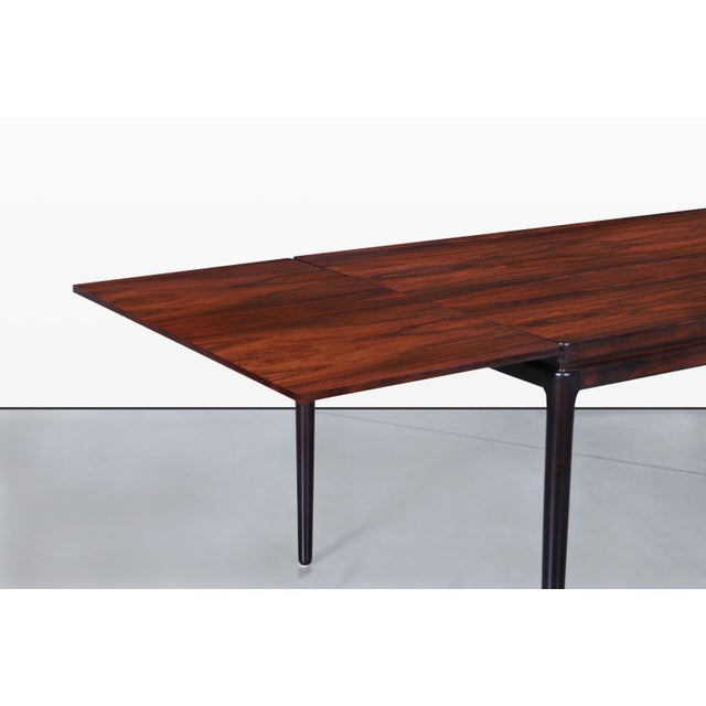 Danish Brazilian Rosewood Extendable Dining Table by Johannes Andersen For Sale In Los Angeles - Image 6 of 15