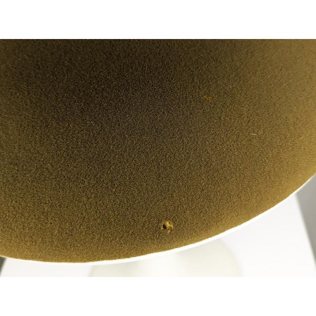 Space Age Italian White Fiberglass & Olive Green Seat Stool, 1960s For Sale - Image 6 of 9