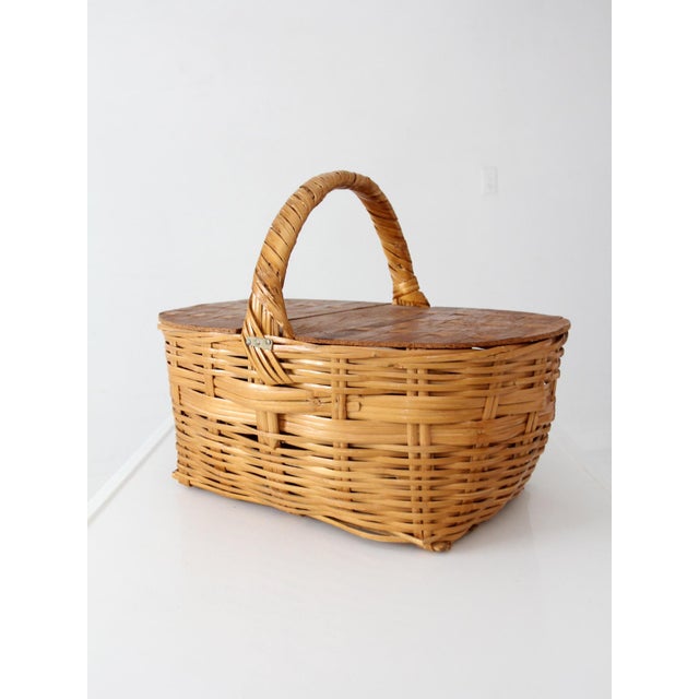 Vintage Wicker Picnic Basket For Sale - Image 4 of 13