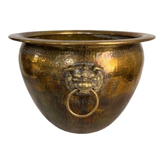 Extra Large Vintage Hong Kong Export Hammered Brass Foo Dog Cachepot Planter For Sale