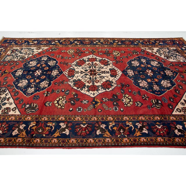 1960s Hand-Knotted Shiraz Wool Rug in Red With Floral Design For Sale - Image 5 of 8