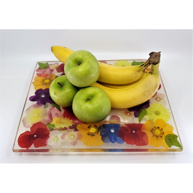Mid-Century Modern Lucite Tray or Bowl Dyed Silk Flowers For Sale - Image 3 of 10