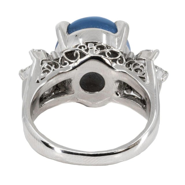 Contemporary Late 20th Century Stunning Platinum Star Sapphire Ring, Size 7.75 For Sale - Image 3 of 3