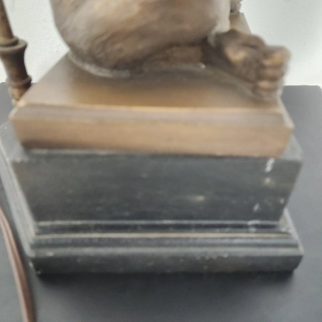 Three Wise Monkeys Table Lamp – Vintage See Hear Speak No Evil Sculpture Lamp For Sale - Image 13 of 16