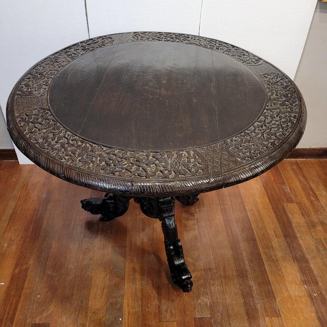 19th Century Anglo-Indian Padauk Center Table, India For Sale - Image 10 of 18