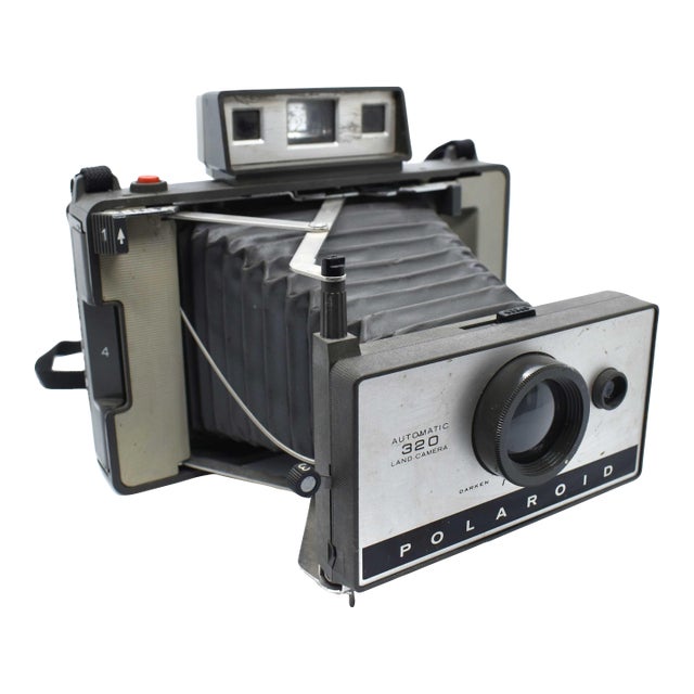Mid 20th Century Polaroid Automatic Land Folding Rangefinder Camera Model 320 With Clamshell Cover For Sale