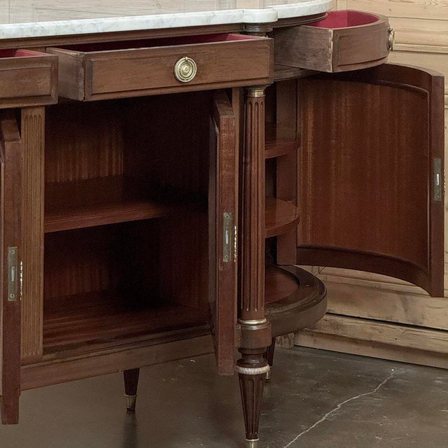 Grand French Louis XVI Mahogany Round-Sided Buffet With Carrara Marble For Sale - Image 14 of 18