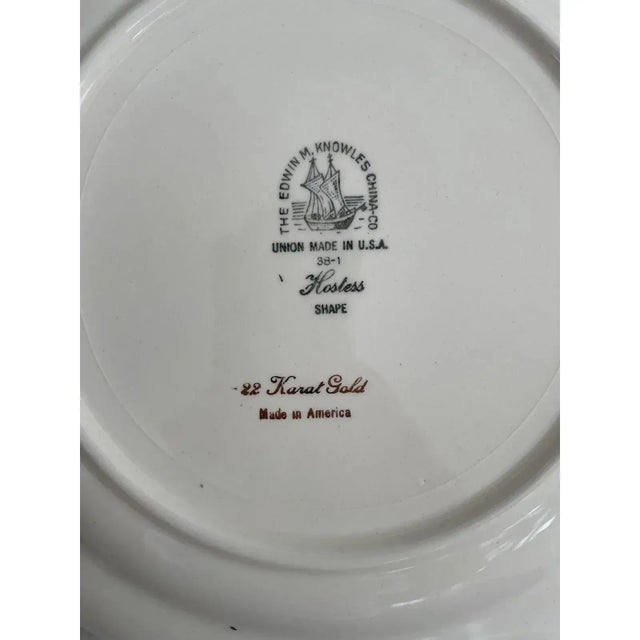 Shabby Chic Mid 20th Century Italian Edwin M Knowles China Co. 22k Gold Plates- Set of 6 For Sale - Image 3 of 10