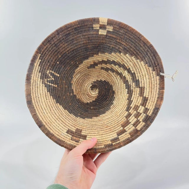 Early 20th Century Botswana Basket 12inch MATTER COLLECTION For Sale - Image 4 of 6
