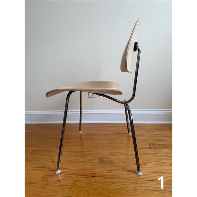 Eames Eames Molded Plywood Dining Chair Metal Base Set of 4 For Sale - Image 4 of 18