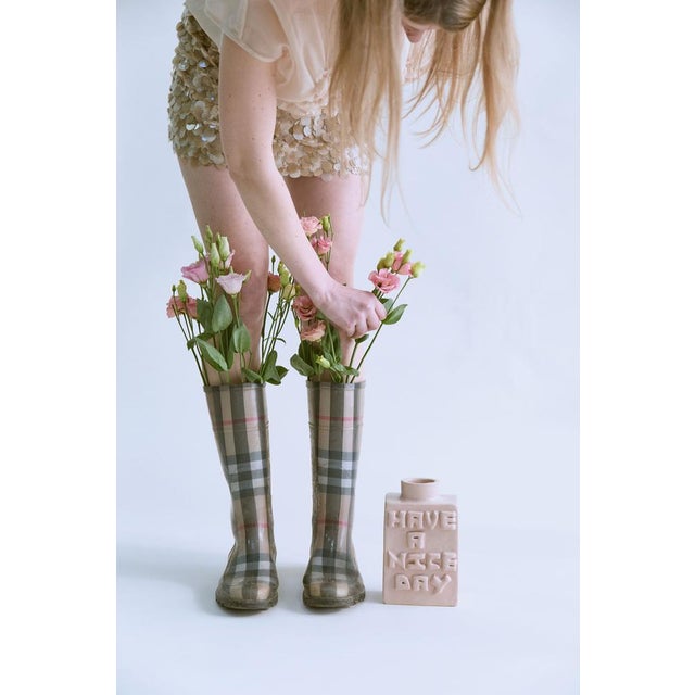 Contemporary Vase Have a Nice Day Small Opale by Lentiez For Sale - Image 3 of 4