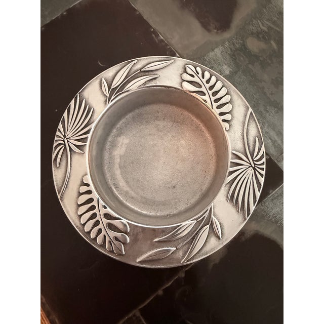 Vintage Wilton Armetale Tropica Botanical Wine Bottle Coaster / Candle Holder For Sale In Charleston - Image 6 of 7