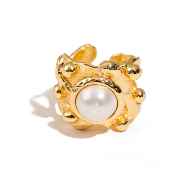 Royal Pearl Crown Gold Ring, Size 4 For Sale - Image 9 of 9