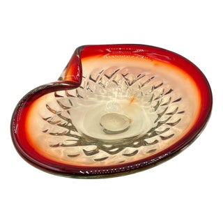 Mid 20th Century Italian Murano Art Glass Folded Edge Bowl W/ Ruby Rim For Sale