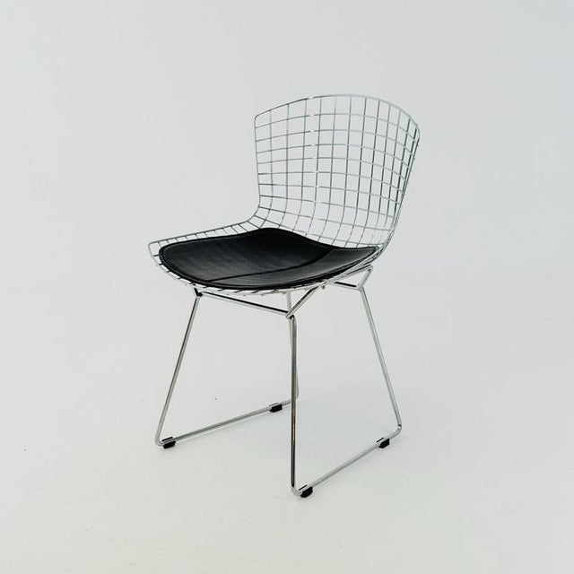Mid-Century Wire Chrom side Chair by Harry Bertoia , 1980s Germany This legendary design features a sculptural chrome wire...