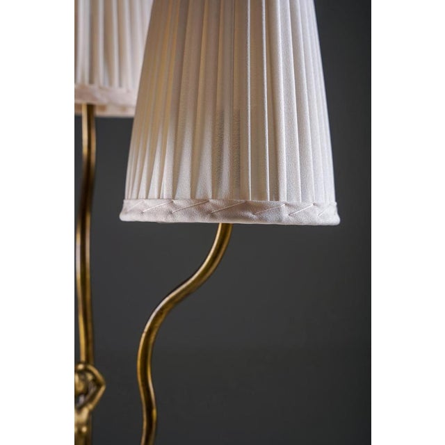 1940s Swedish Art Deco Table Lamp in Brass, 1940s For Sale - Image 5 of 9